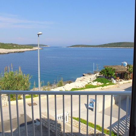 Apartment Karuza Rukavac 비스 외부 사진