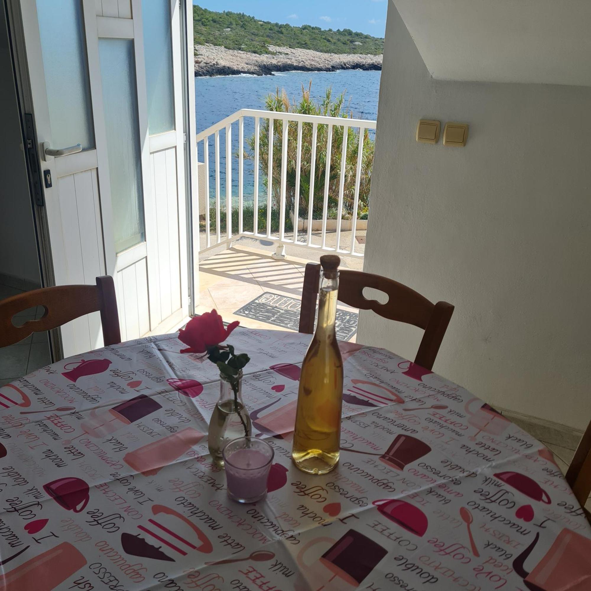 Apartment Karuza Rukavac 비스 객실 사진